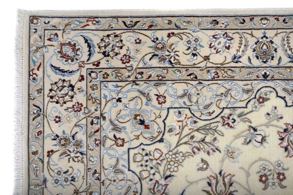 Nain Rug 6La 246cm x 157cm /8'1'' x 5'2'' - Image 5