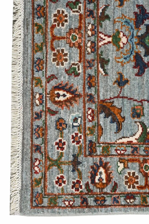 Sultani Runner 307cm x 80cm / 10ft 1in x 2ft 8in - Image 2